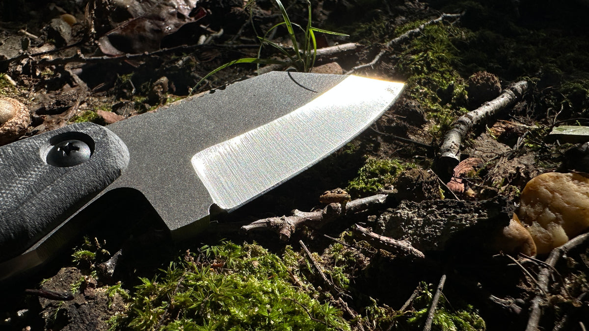 How to sharpen a camping knife: bushcraft skills 101