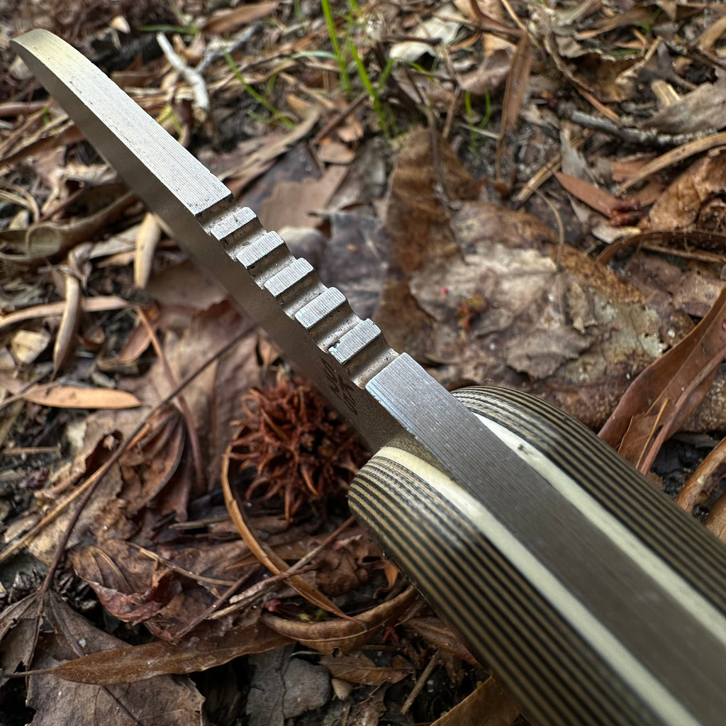 Shedknives.com: 2025 Shed Knives Visionary Buschraft Knife with Sheath, Full Tang Knife Fixed Blade Camping Knife, Large Blade Outdoors Knife Survival Knife with G-10 